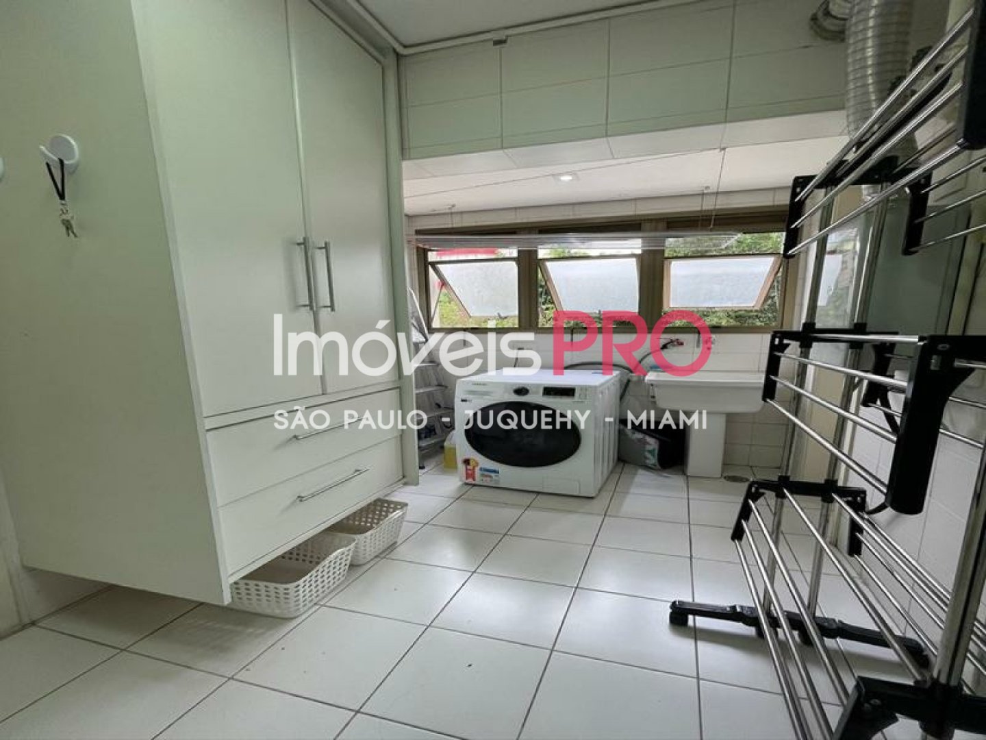 Foto :: IP39681