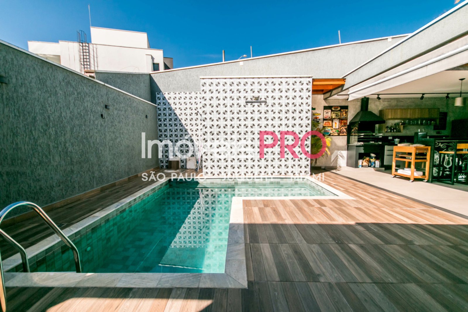 Foto :: IP39682