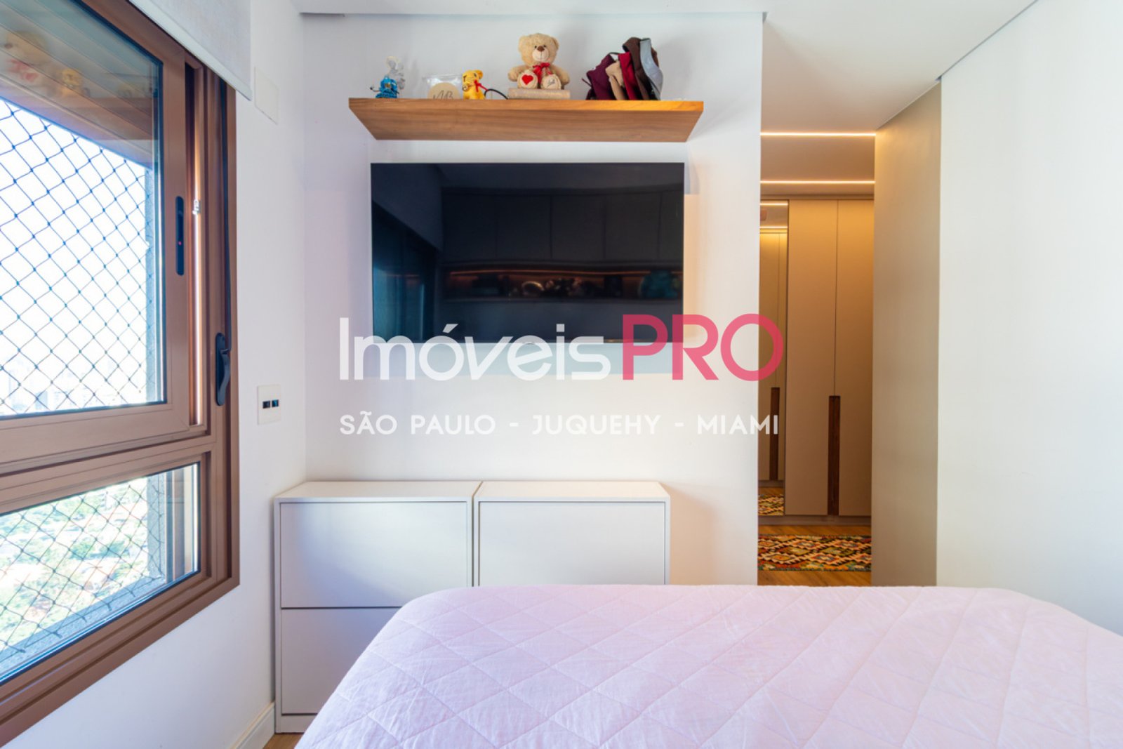 Foto :: IP39687