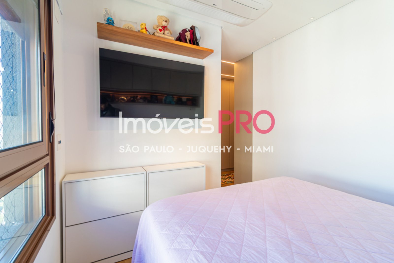 Foto :: https://assets.imoveispro.com.br/thumb/IP39687/apartamento-aluguel-campo-belo_IP39687_17_1920x1080.jpg?