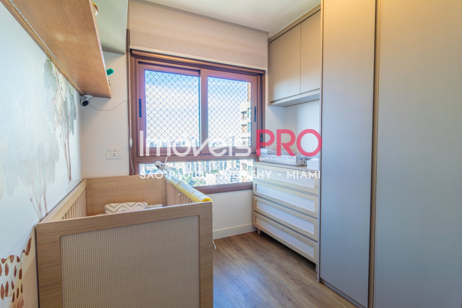Foto :: https://assets.imoveispro.com.br/thumb/IP39687/apartamento-aluguel-campo-belo_IP39687_23_1920x1080.jpg?
