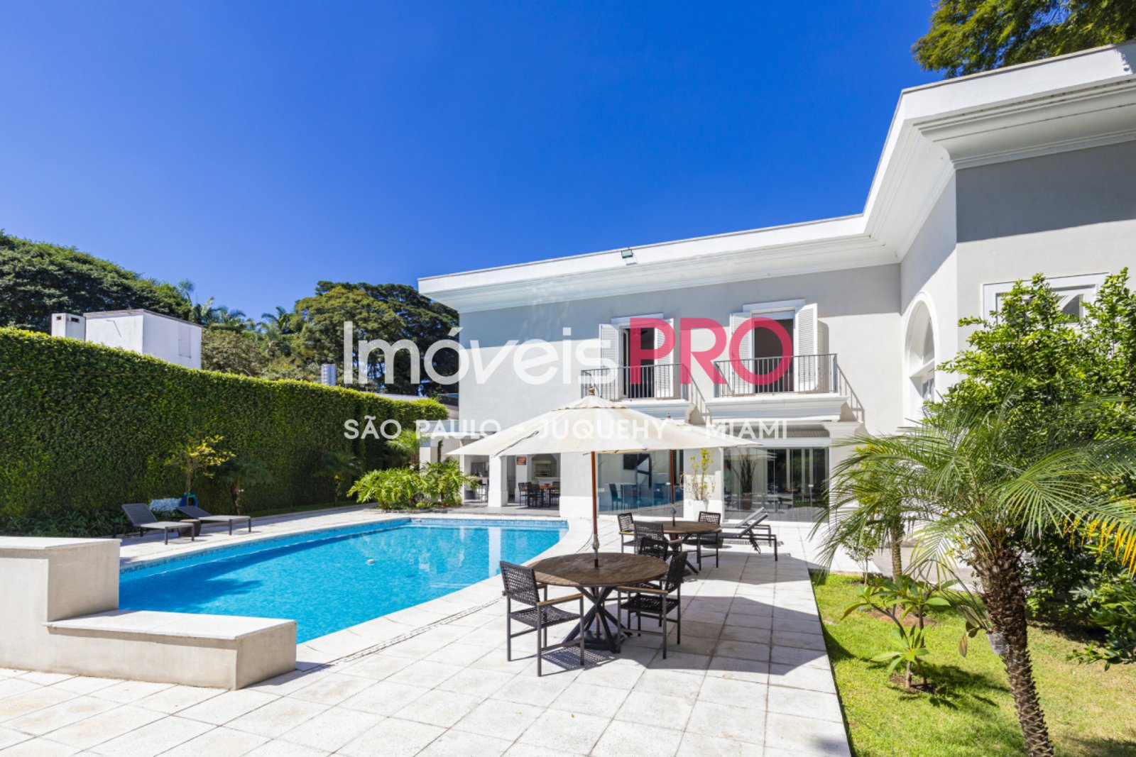 Foto :: https://assets.imoveispro.com.br/thumb/IP39688/casa-venda-brooklin_IP39688_17_1920x1080.jpg?