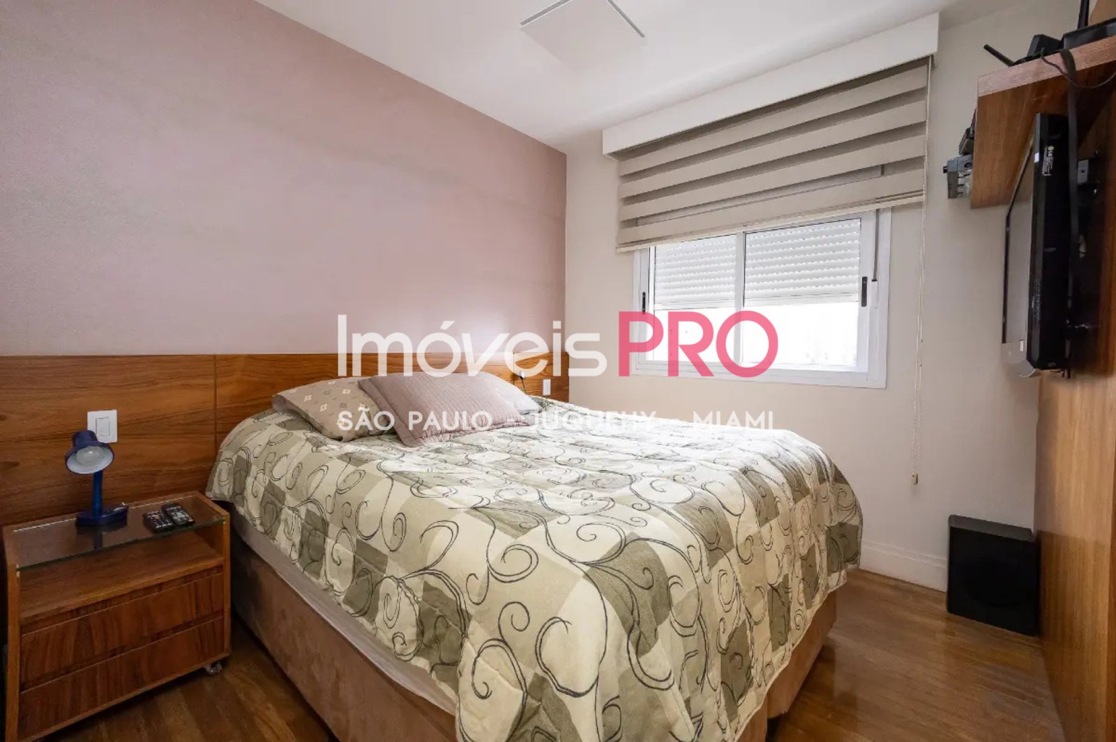 Foto :: IP39693