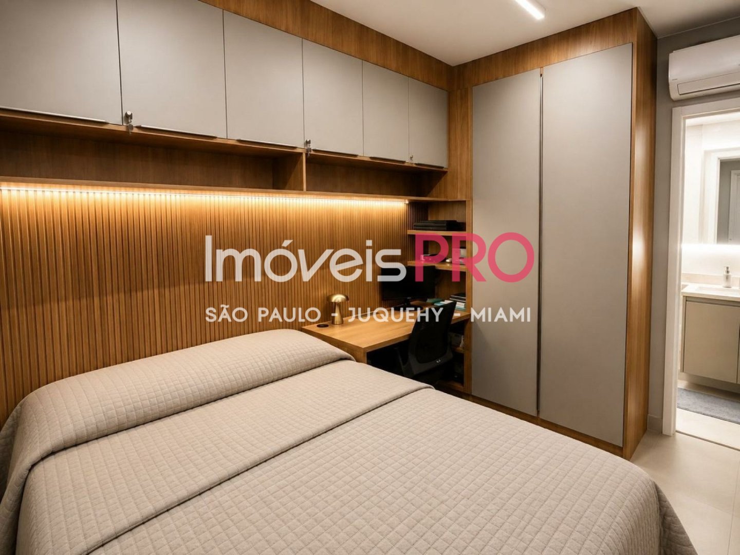 Foto :: IP39698