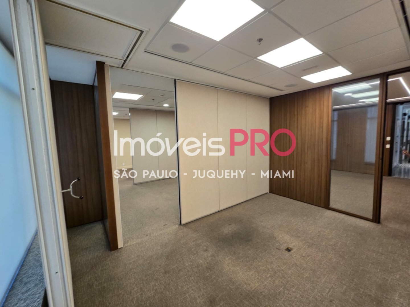 Foto :: https://assets.imoveispro.com.br/thumb/IP39702/conj-comercial-aluguel-moema_IP39702_11_1920x1080.jpg?