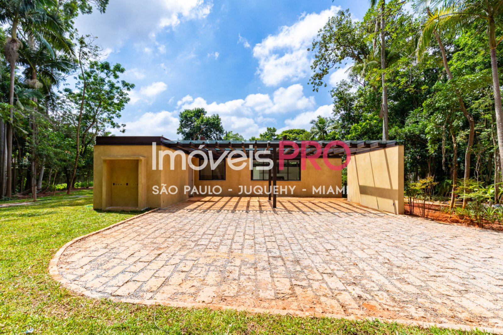 Foto :: https://assets.imoveispro.com.br/thumb/IP39704/condominio-venda-chacara-flora_IP39704_35_1920x1080.jpg?