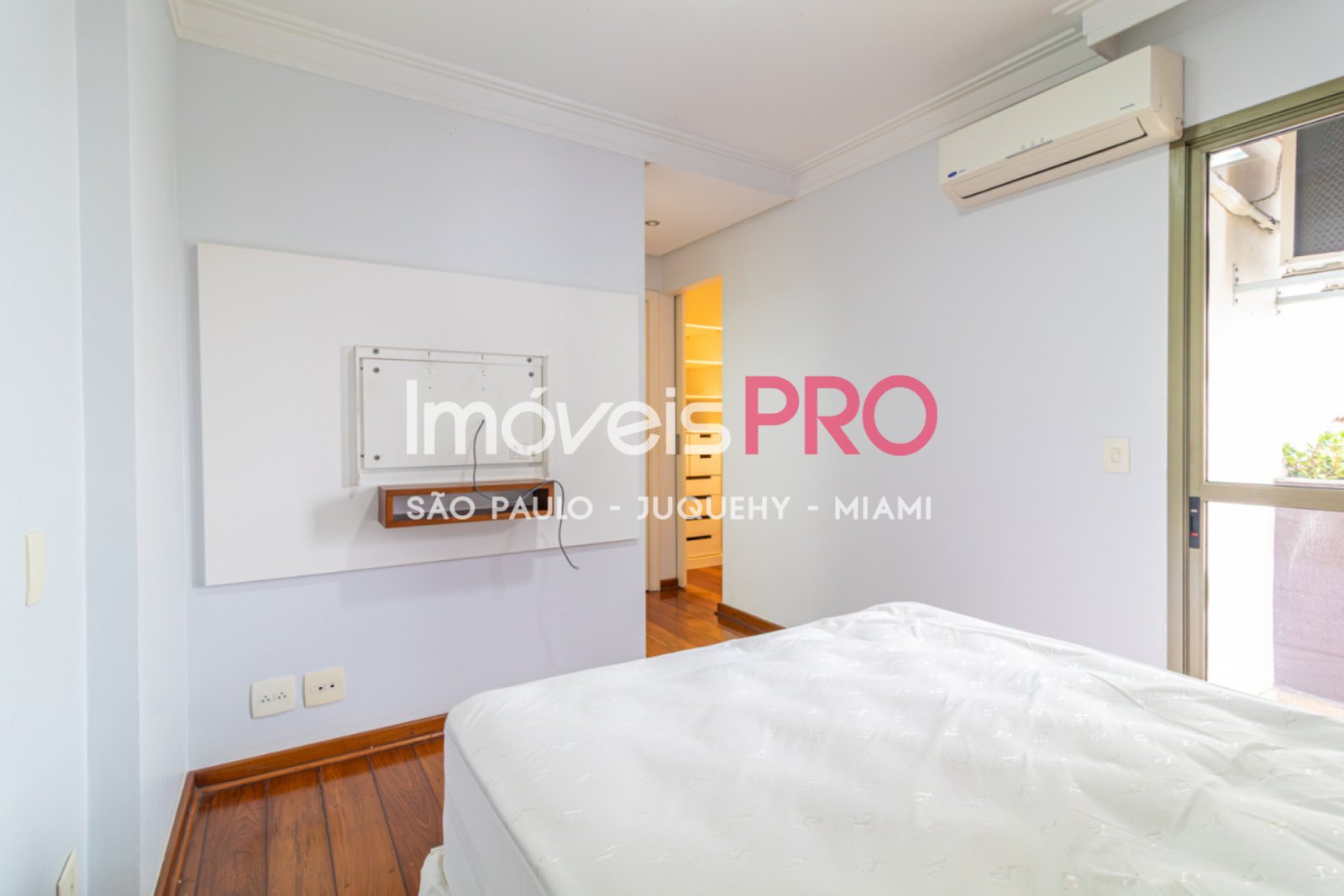 Foto :: IP39711