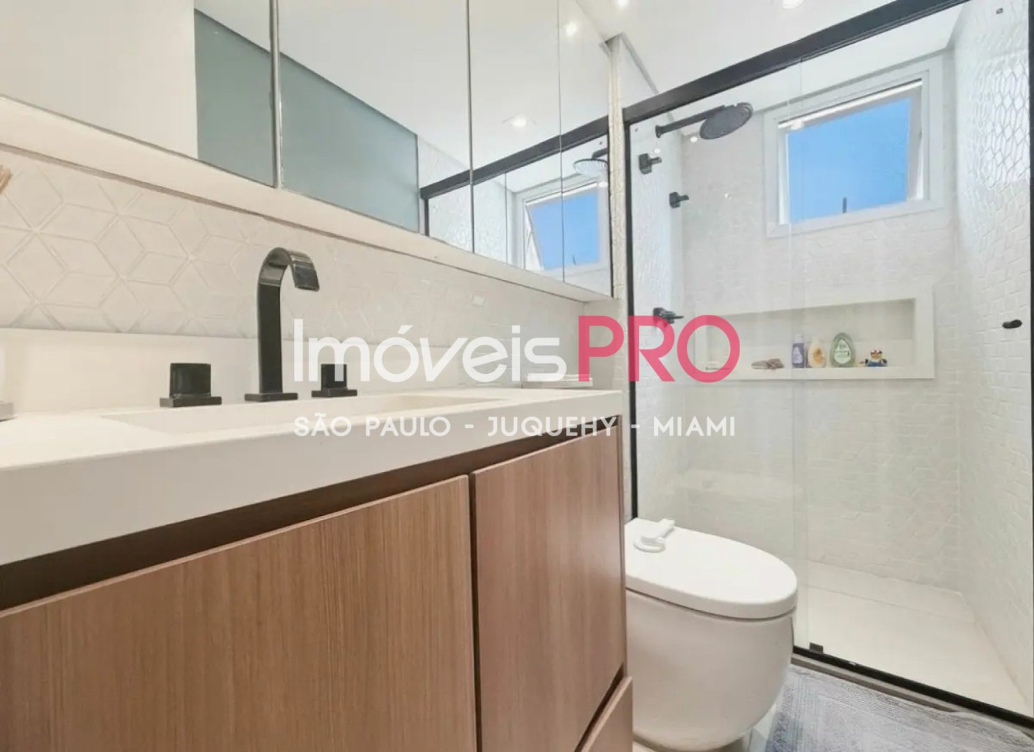 Foto :: https://assets.imoveispro.com.br/thumb/IP39730/apartamento-venda-moema-passaros_IP39730_11_1920x1080.jpg?