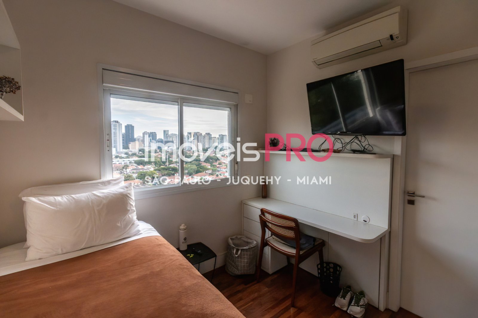 Foto :: https://assets.imoveispro.com.br/thumb/IP39734/apartamento-venda-brooklin-paulista_IP39734_17_1920x1080.jpg?