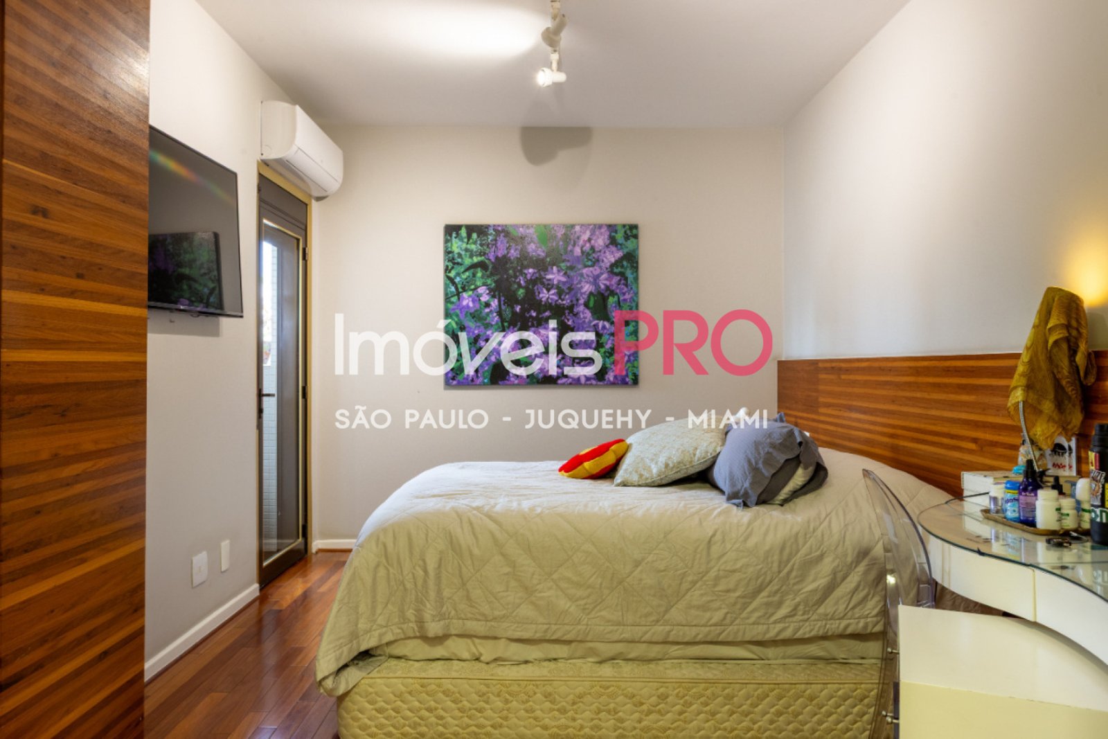 Foto :: IP39735