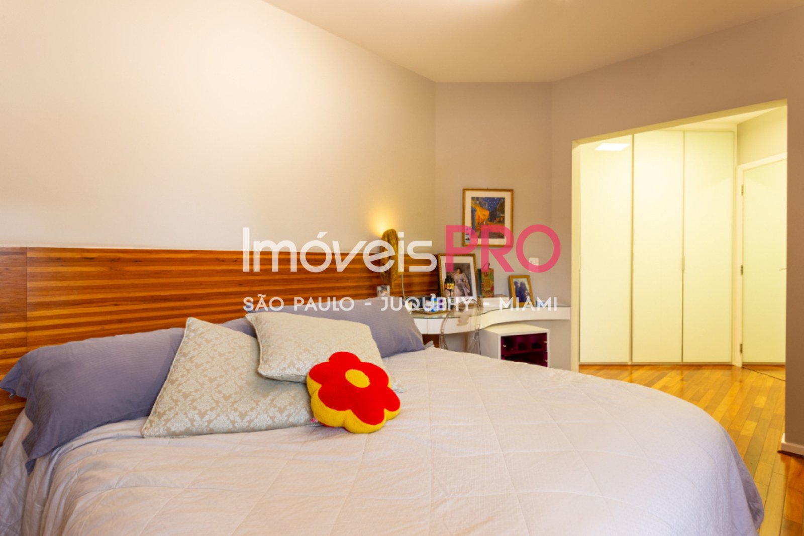 Foto :: IP39735