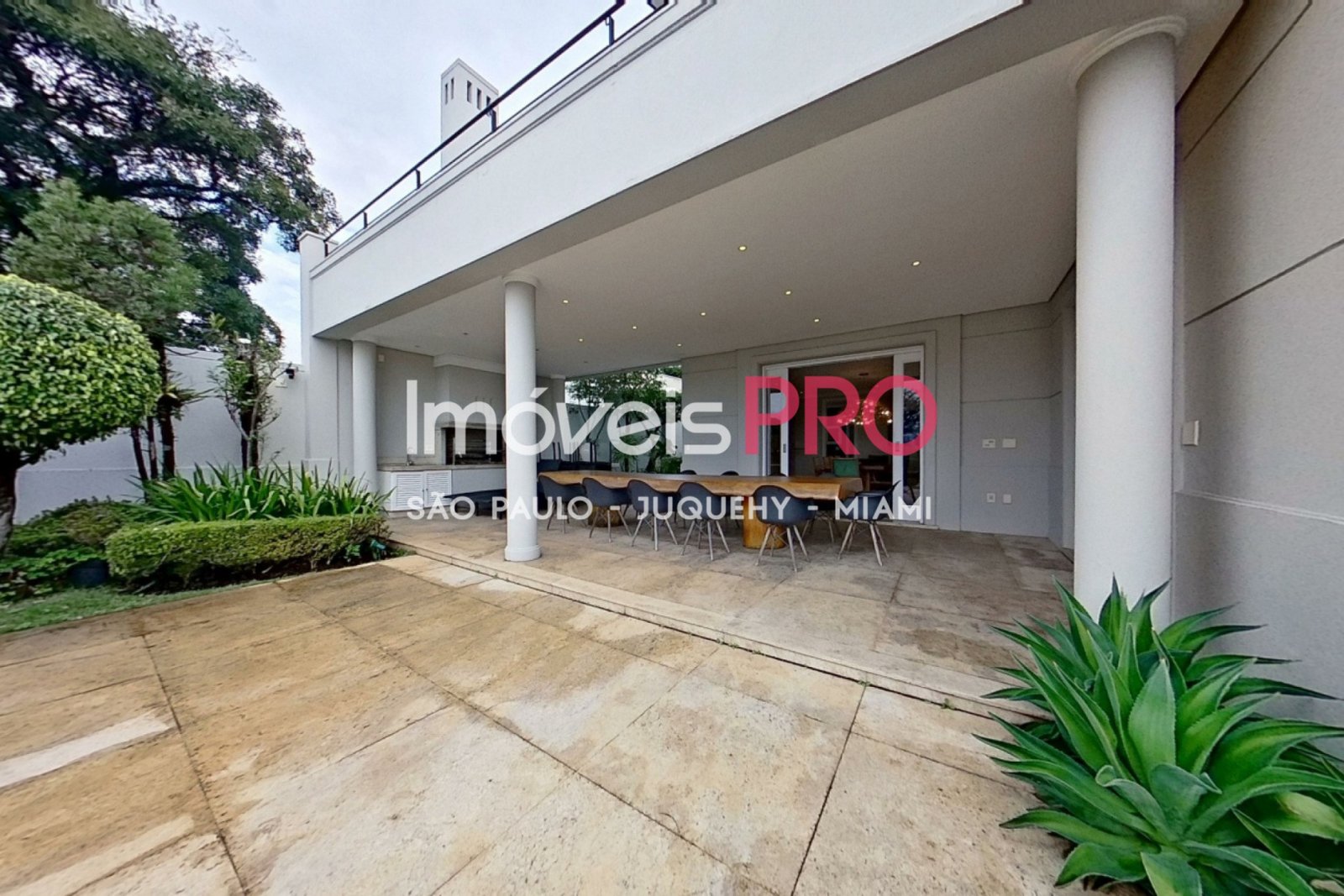 Foto :: IP39737