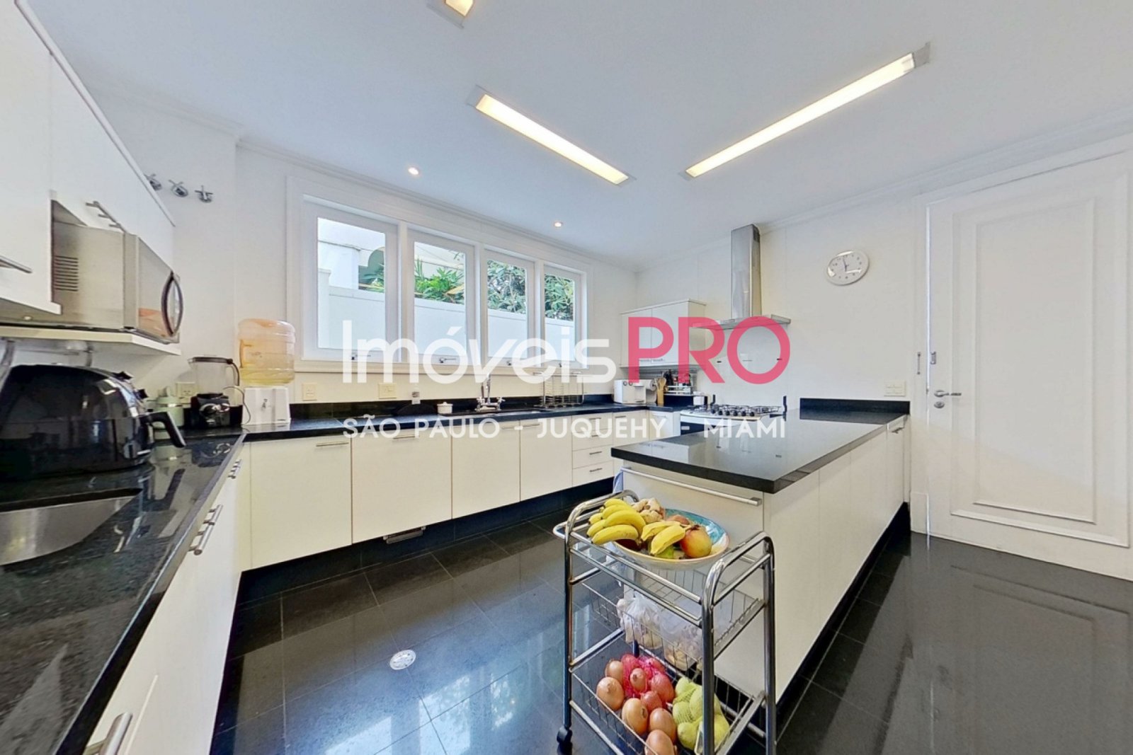Foto :: https://assets.imoveispro.com.br/thumb/IP39737/condominio-venda-jardim-everest_IP39737_23_1920x1080.jpg?