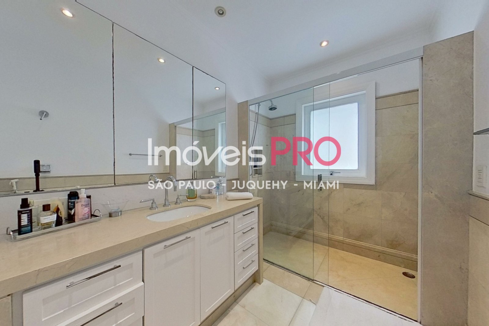 Foto :: https://assets.imoveispro.com.br/thumb/IP39737/condominio-venda-jardim-everest_IP39737_35_1920x1080.jpg?