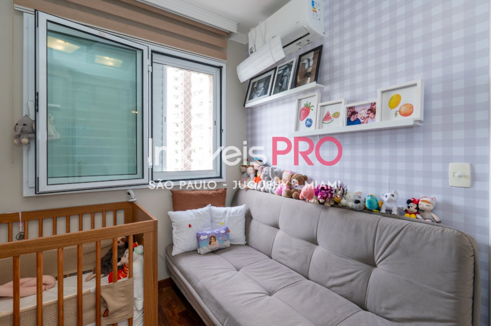 Foto :: IP39742
