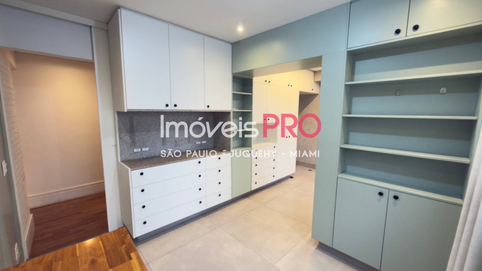 Foto :: https://assets.imoveispro.com.br/thumb/IP39745/apartamento-venda-moema_IP39745_47_1920x1080.jpg?