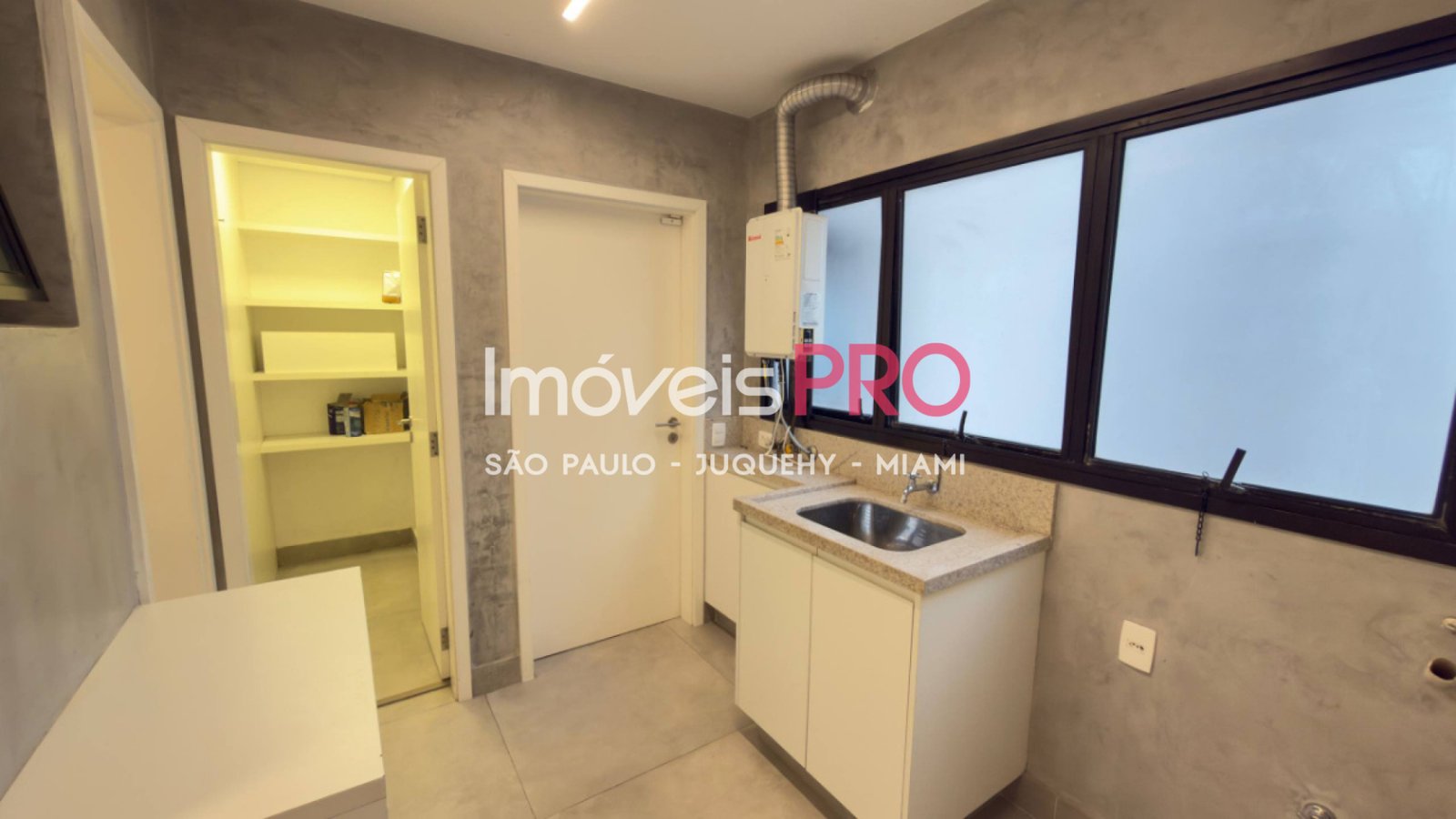 Foto :: https://assets.imoveispro.com.br/thumb/IP39745/apartamento-venda-moema_IP39745_53_1920x1080.jpg?