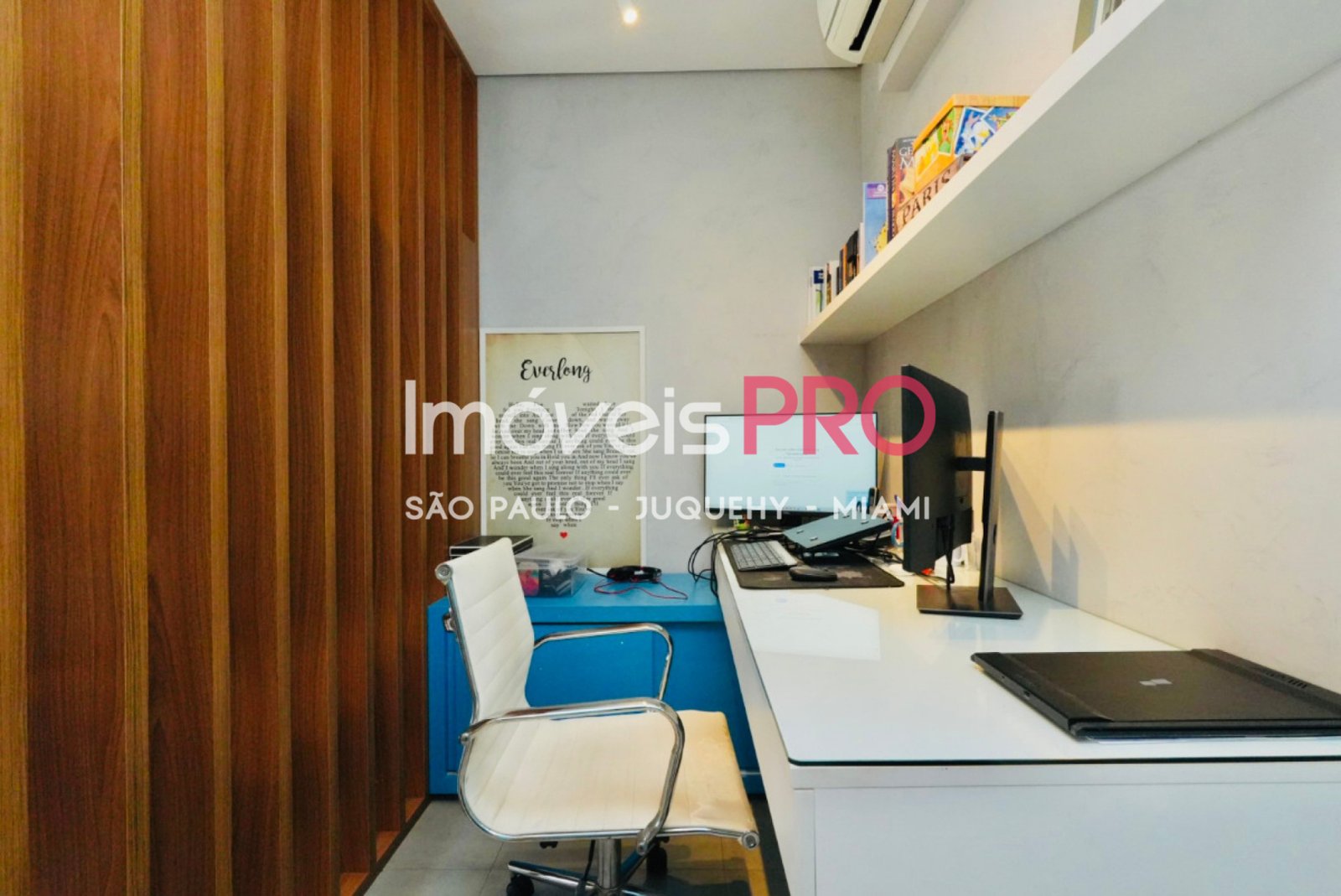 Foto :: IP39746