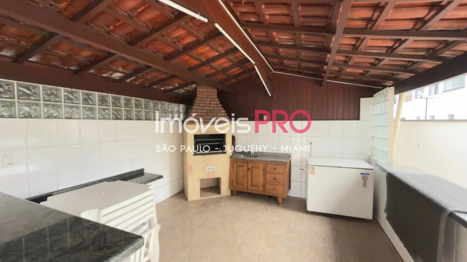 Foto :: https://assets.imoveispro.com.br/thumb/IP39750/apartamento-venda-vila-mariana_IP39750_17_1920x1080.jpg?
