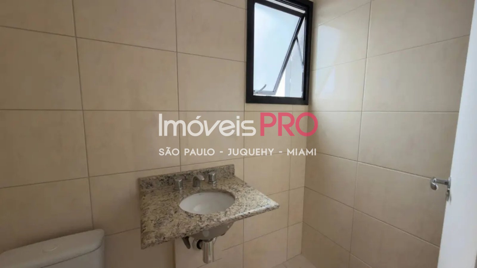 Foto :: IP39750