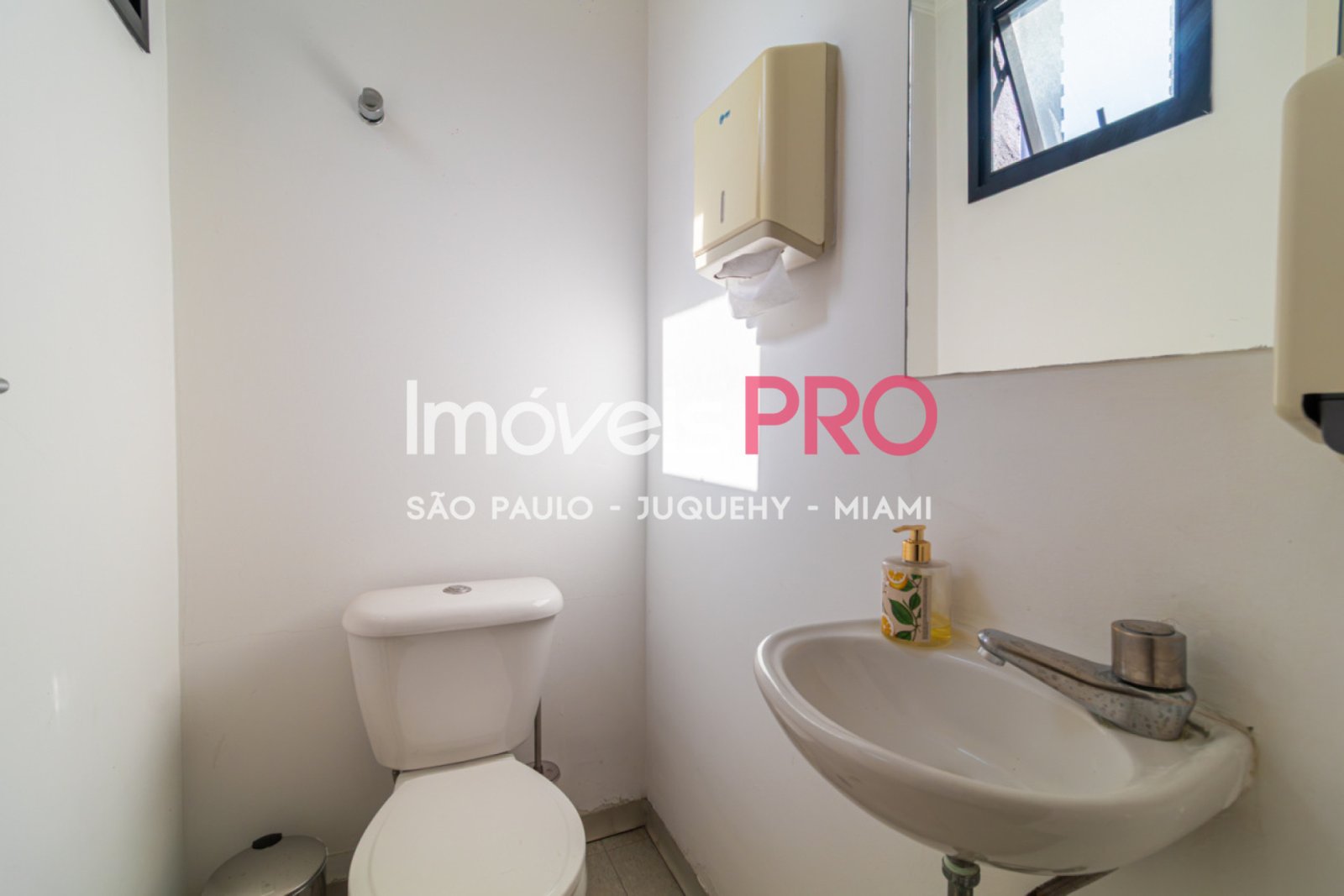 Foto :: https://assets.imoveispro.com.br/thumb/IP39751/conj-comercial-aluguel-itaim-bibi_IP39751_11_1920x1080.jpg?