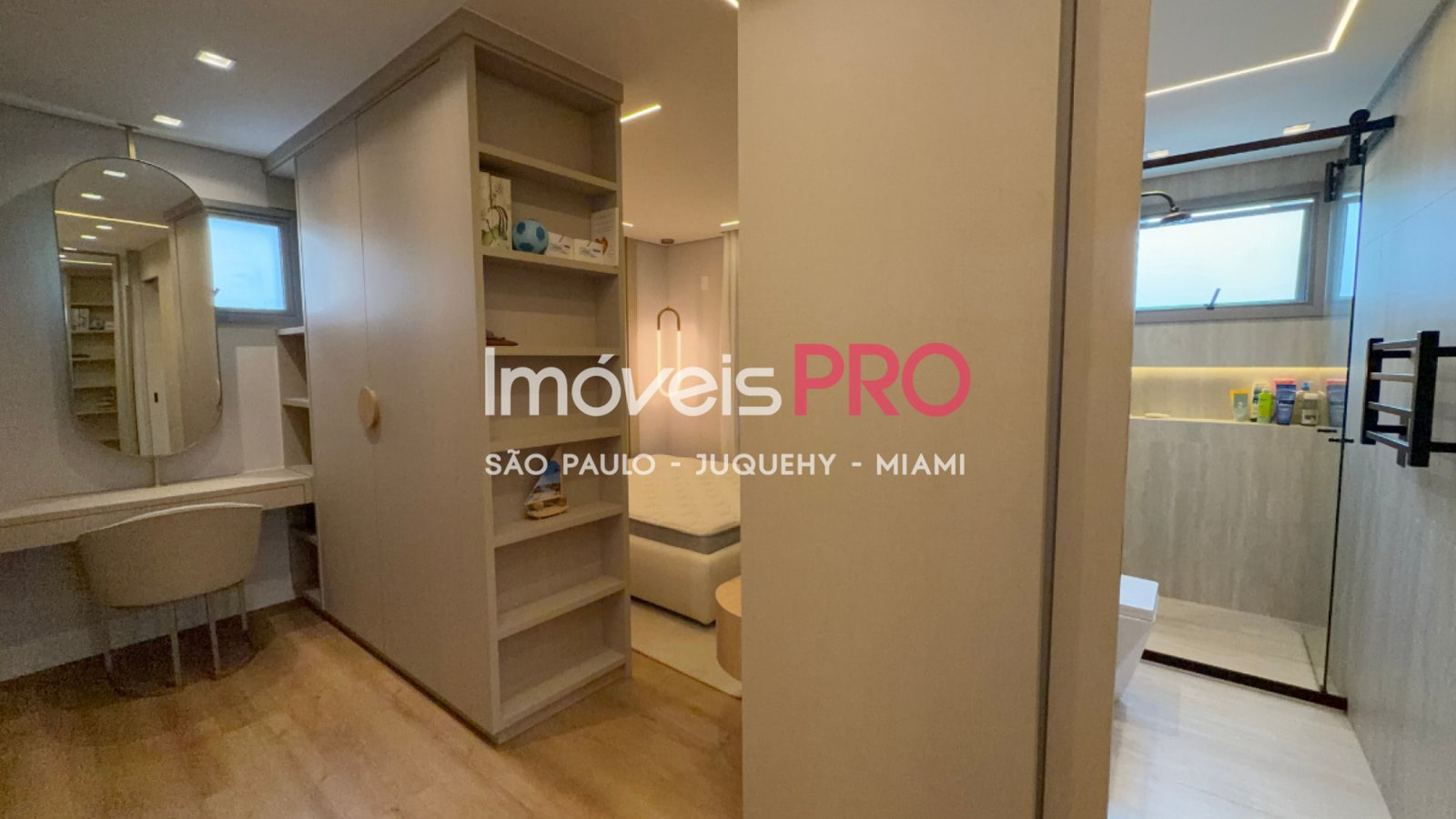 Foto :: IP39752