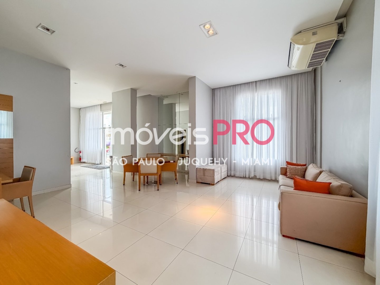 Foto :: https://assets.imoveispro.com.br/thumb/IP39753/apartamento-venda-bosque-da-saude_IP39753_35_1920x1080.jpg?