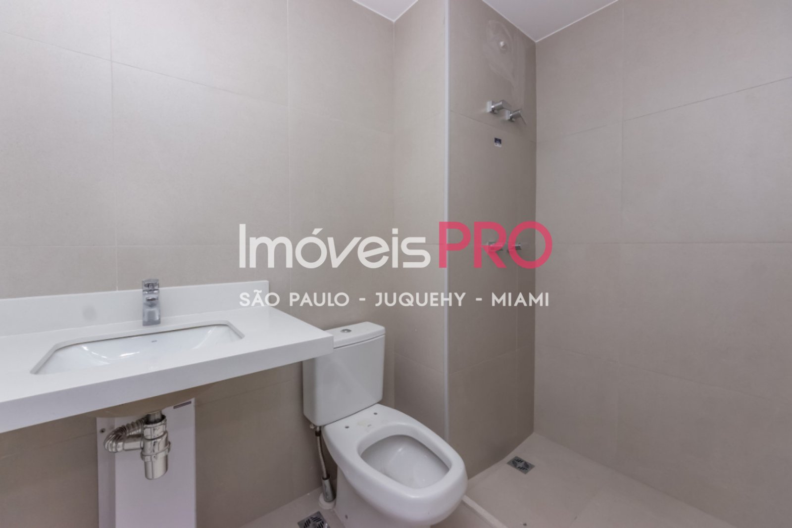 Foto :: IP39758