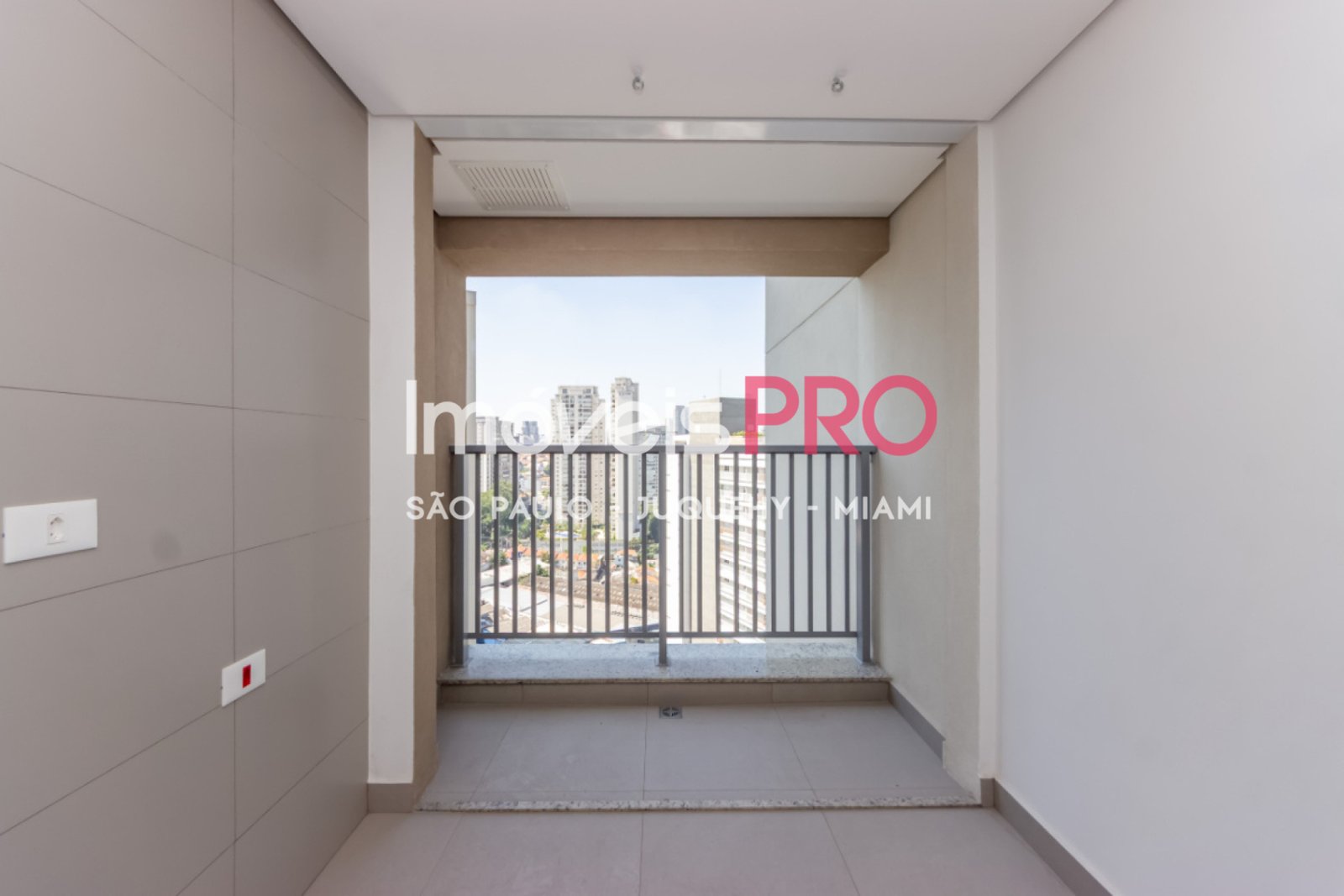Foto :: https://assets.imoveispro.com.br/thumb/IP39758/apartamento-venda-vila-mariana_IP39758_29_1920x1080.jpg?