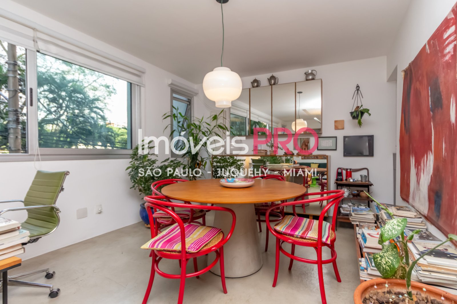 Foto :: https://assets.imoveispro.com.br/thumb/IP39764/apartamento-venda-jardim-europa_IP39764_11_1920x1080.jpg?