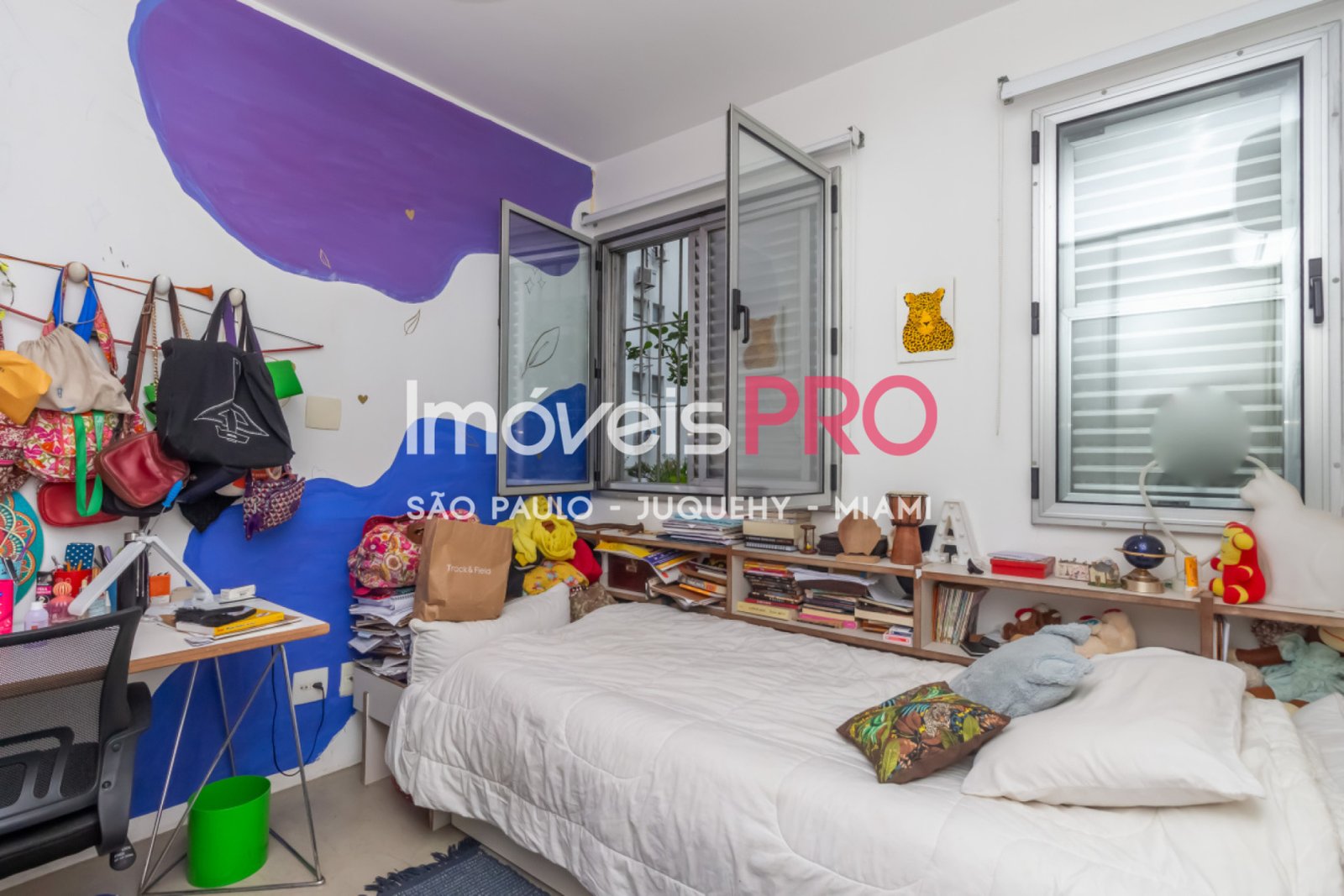 Foto :: IP39764