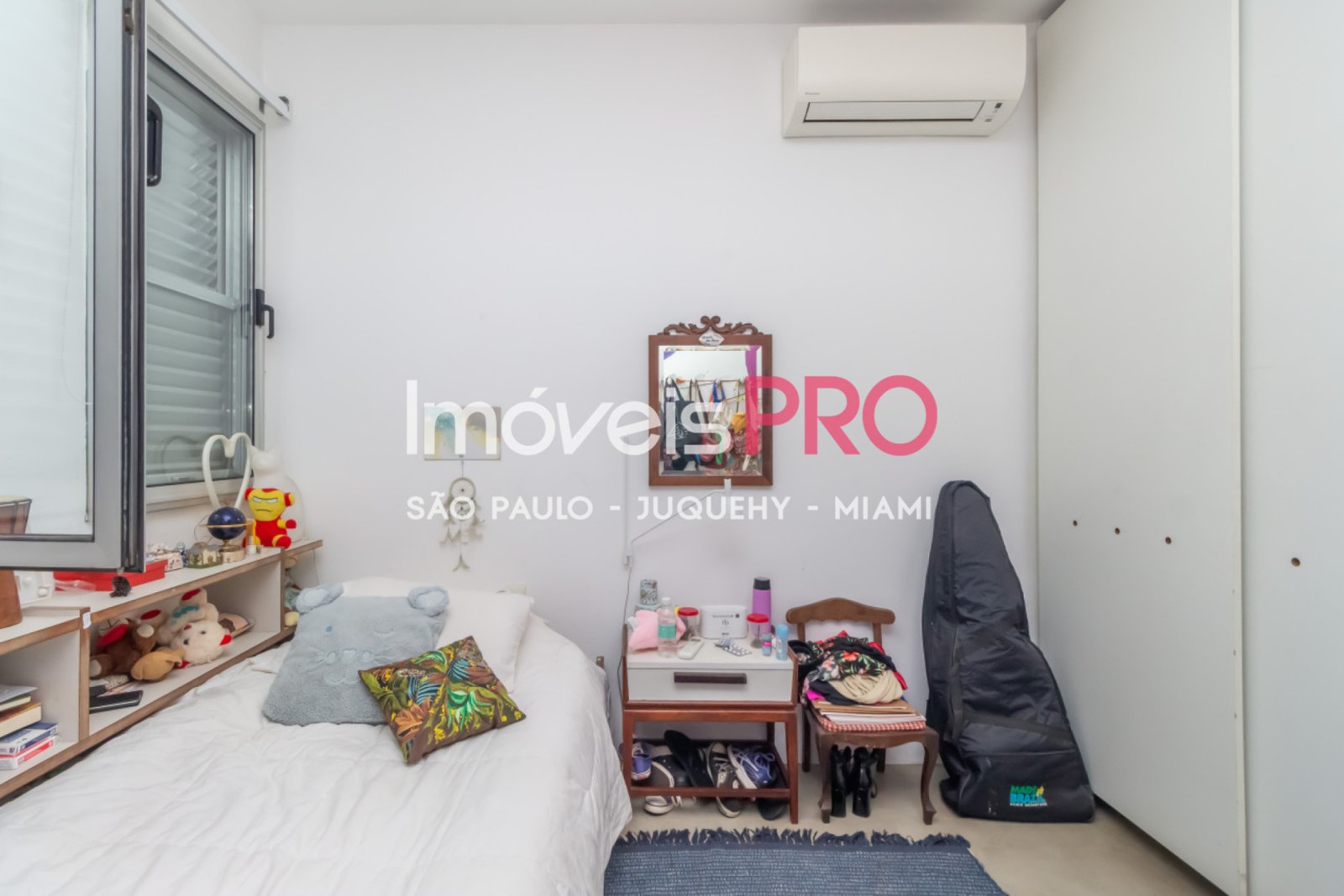 Foto :: IP39764