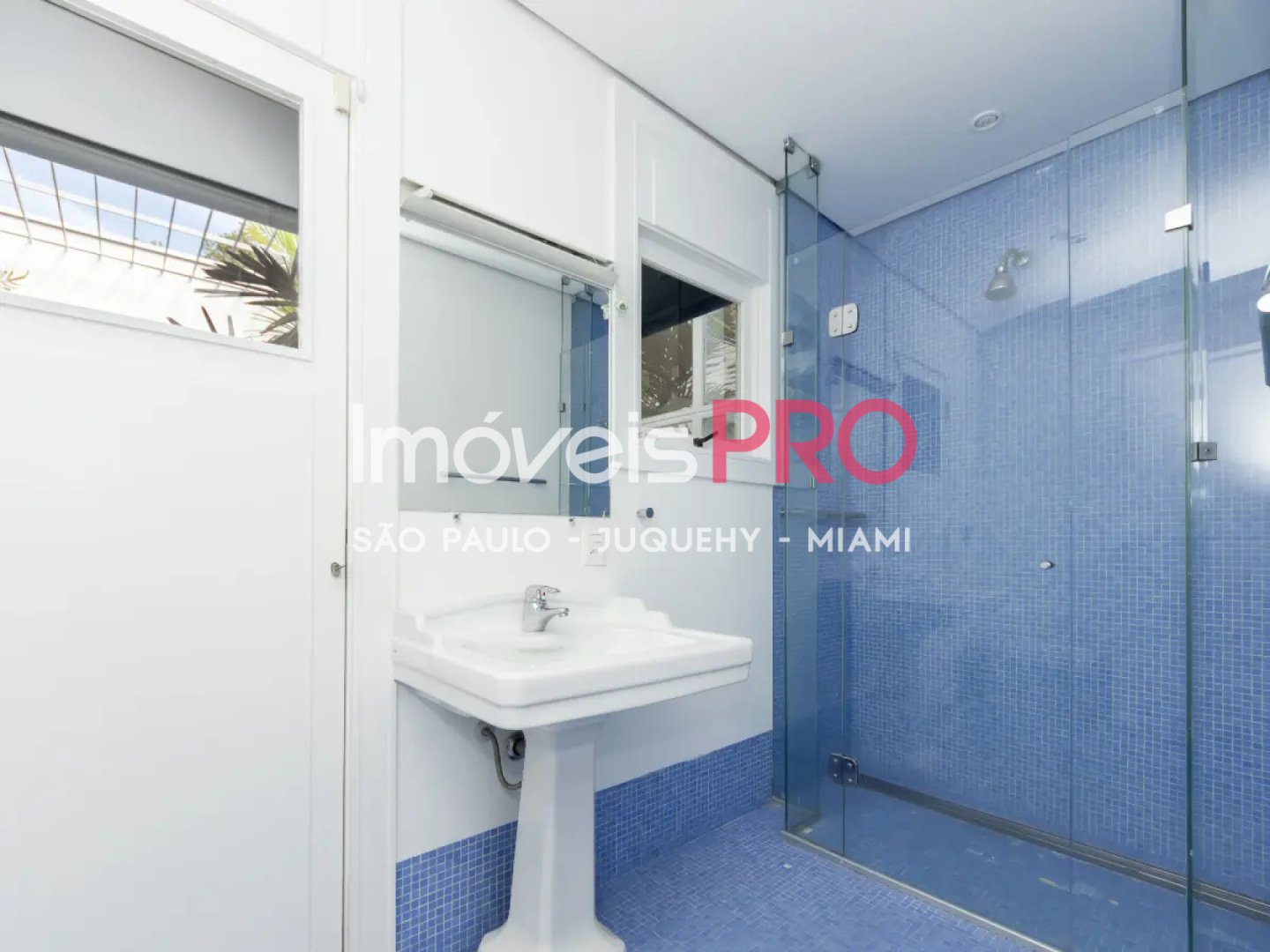 Foto :: IP39767