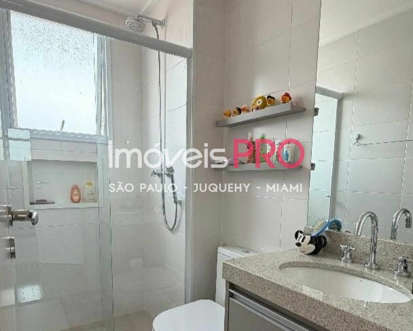 Foto :: IP39772