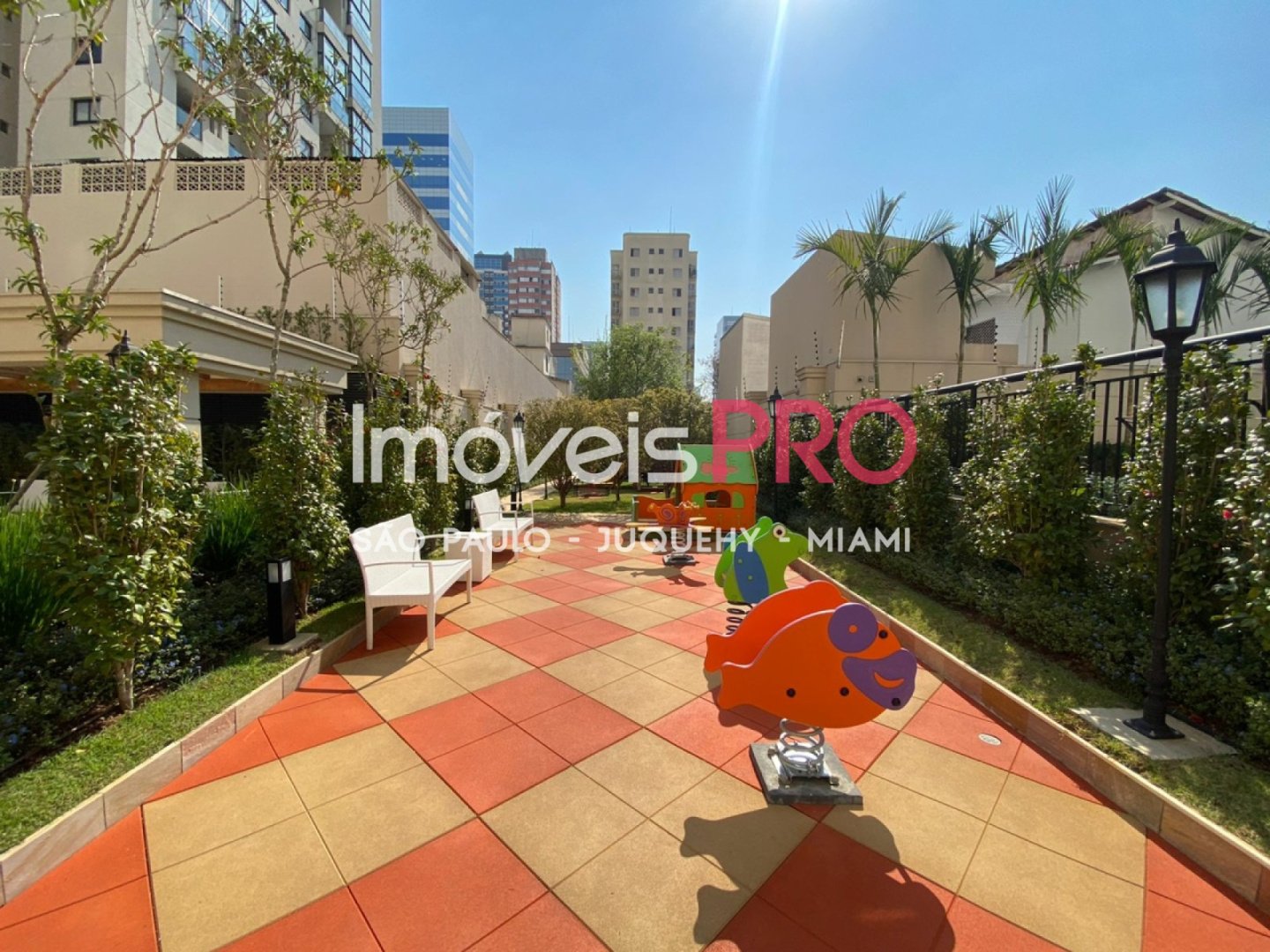 Foto :: IP39772