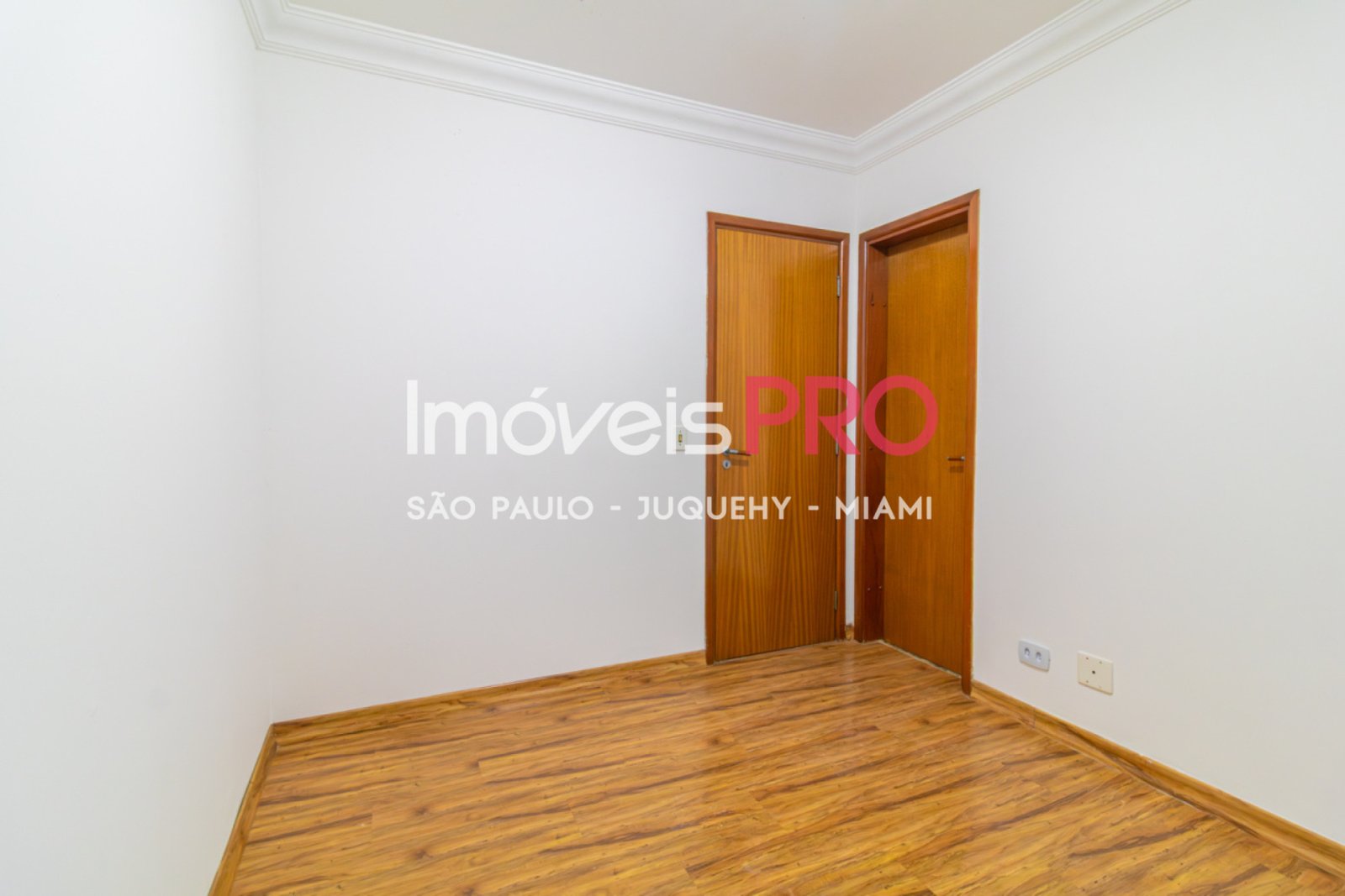 Foto :: https://assets.imoveispro.com.br/thumb/IP39773/apartamento-aluguel-moema_IP39773_29_1920x1080.jpg?