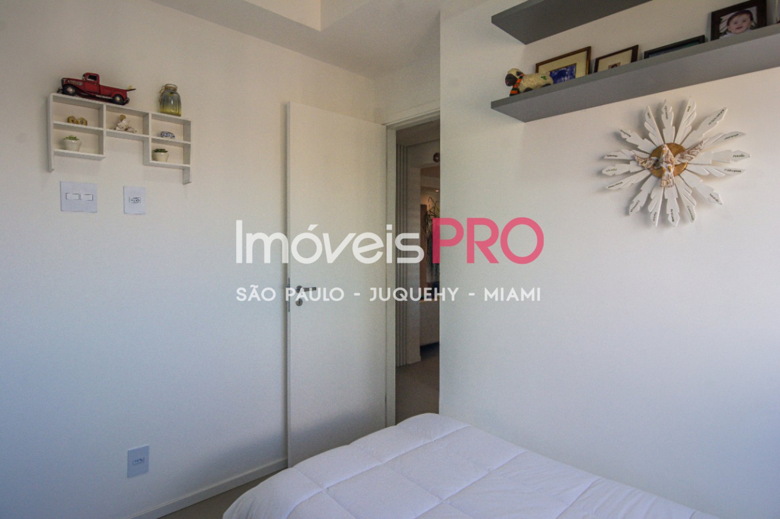 Foto :: IP39774