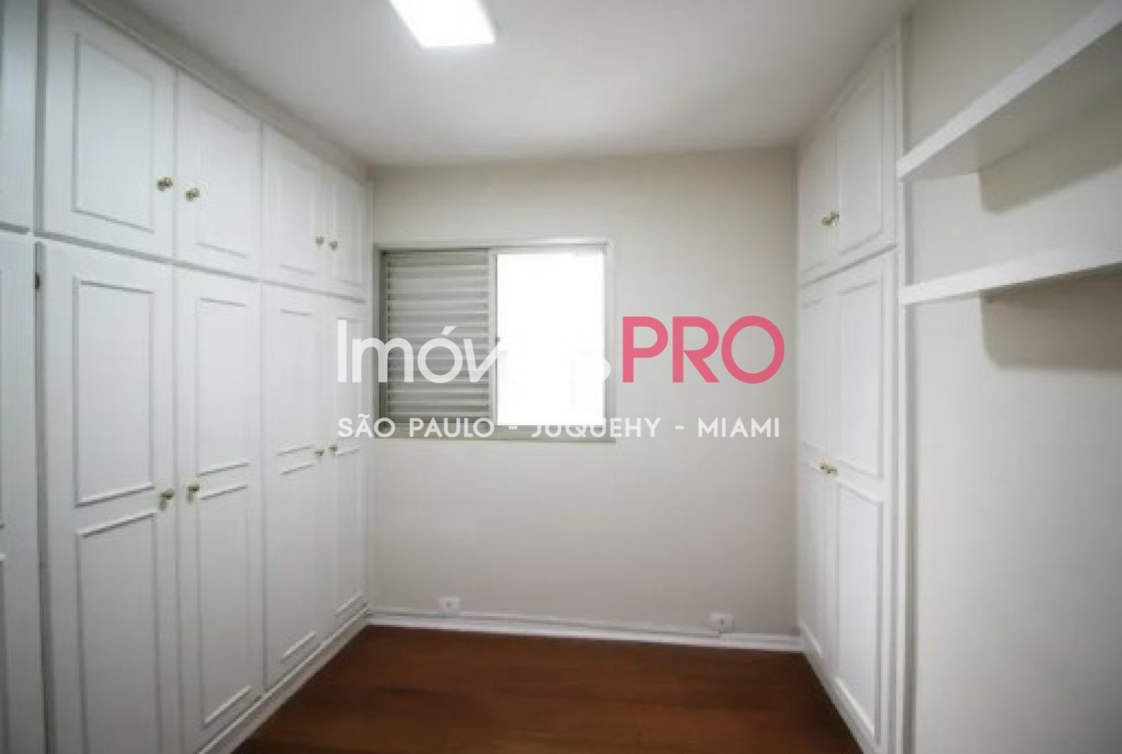 Foto :: IP39779