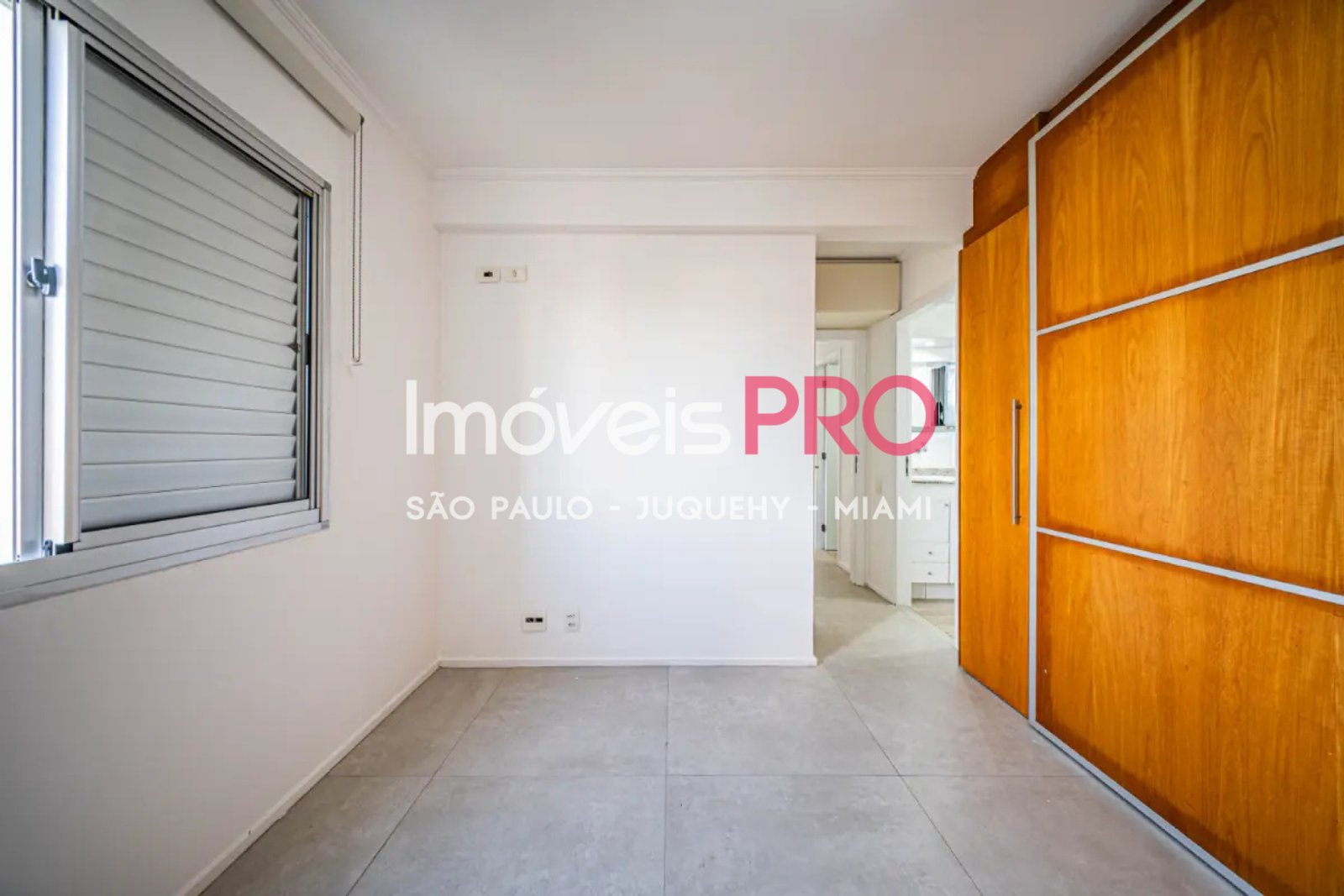 Foto :: https://assets.imoveispro.com.br/thumb/IP39790/apartamento-venda-vila-mariana_IP39790_23_1920x1080.jpg?