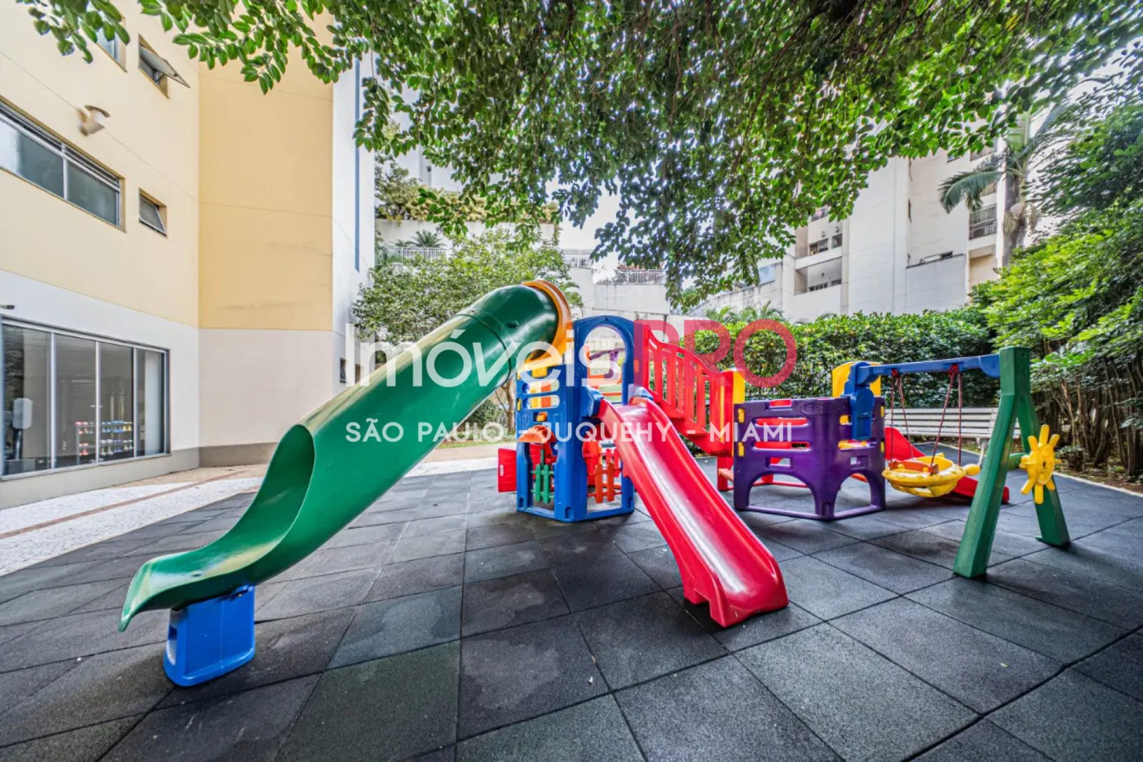 Foto :: https://assets.imoveispro.com.br/thumb/IP39790/apartamento-venda-vila-mariana_IP39790_41_1920x1080.jpg?