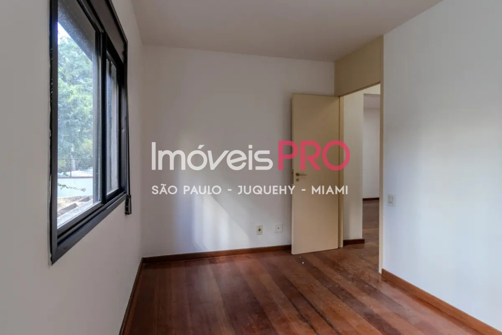 Foto :: https://assets.imoveispro.com.br/thumb/IP39791/apartamento-venda-vila-nova-conceicao_IP39791_11_1920x1080.jpg?
