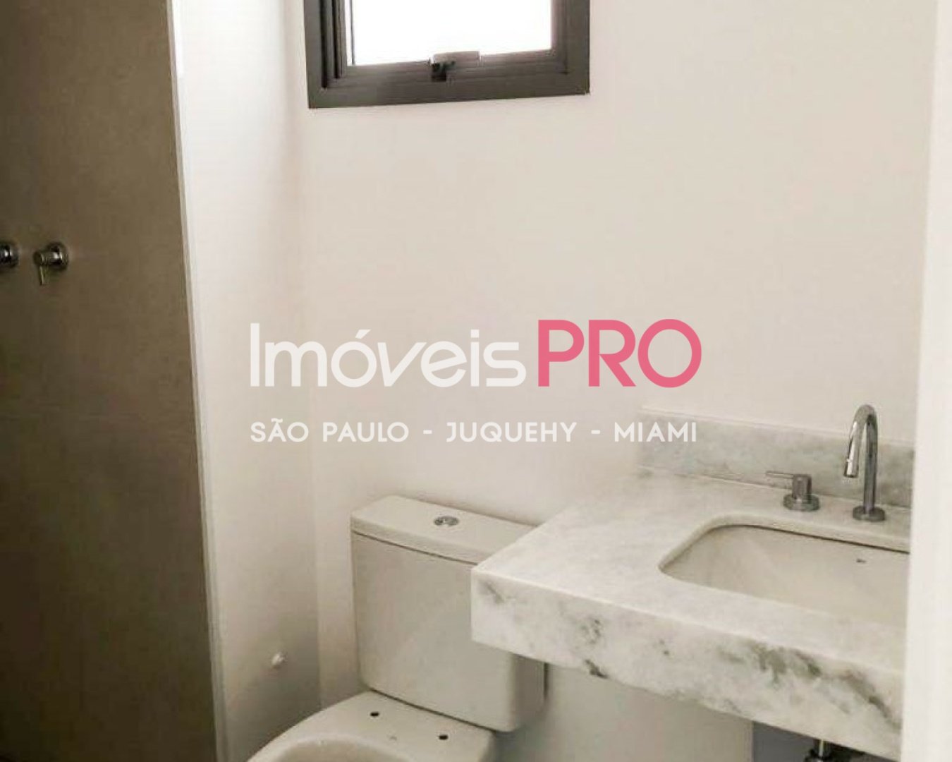 Foto :: IP39793