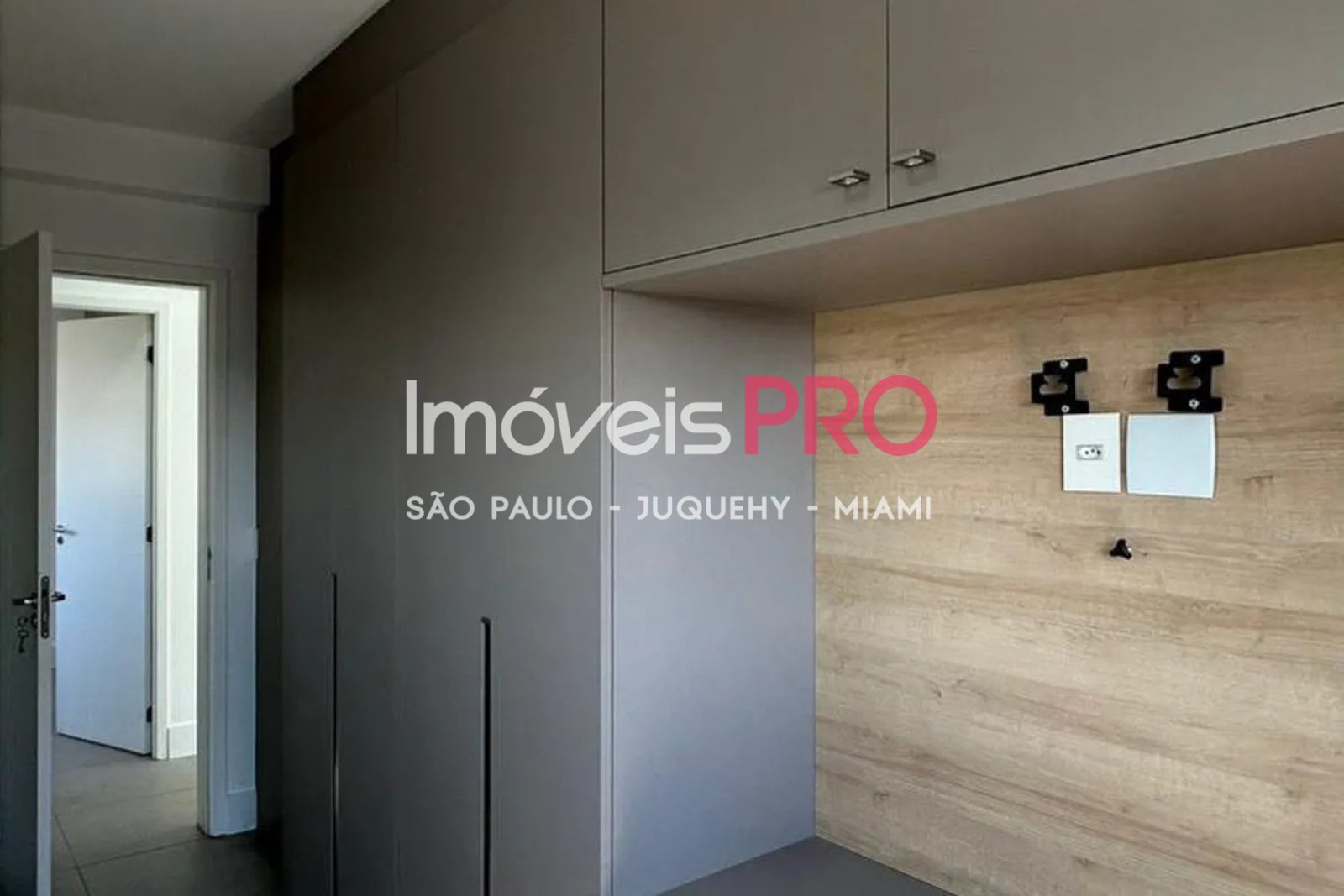 Foto :: https://assets.imoveispro.com.br/thumb/IP39795/apartamento-venda-campo-belo_IP39795_17_1920x1080.jpg?