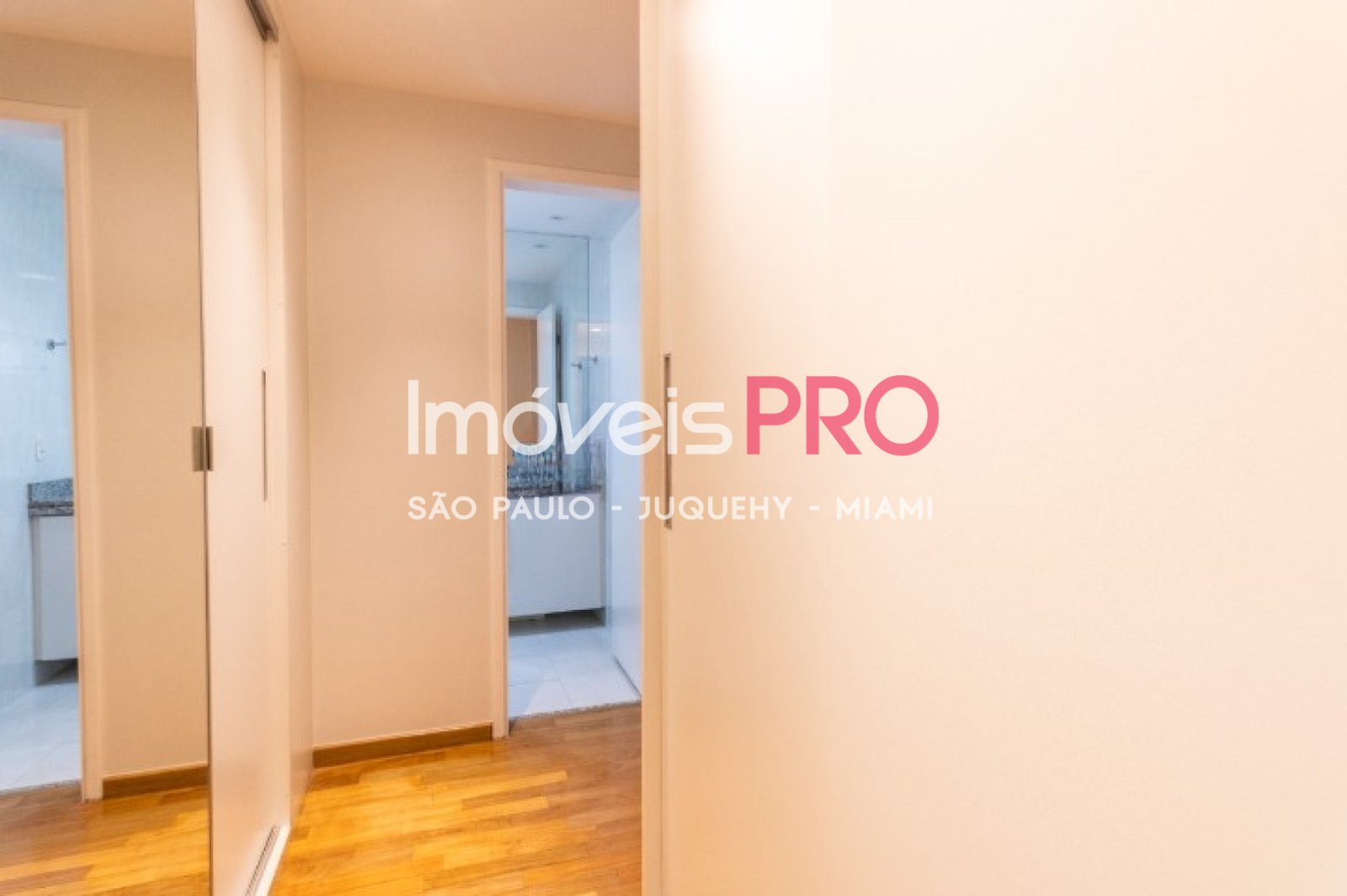 Foto :: IP39796