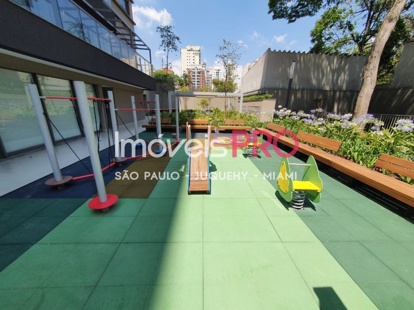 Foto :: https://assets.imoveispro.com.br/thumb/IP39800/apartamento-venda-campo-belo_IP39800_29_1920x1080.jpg?