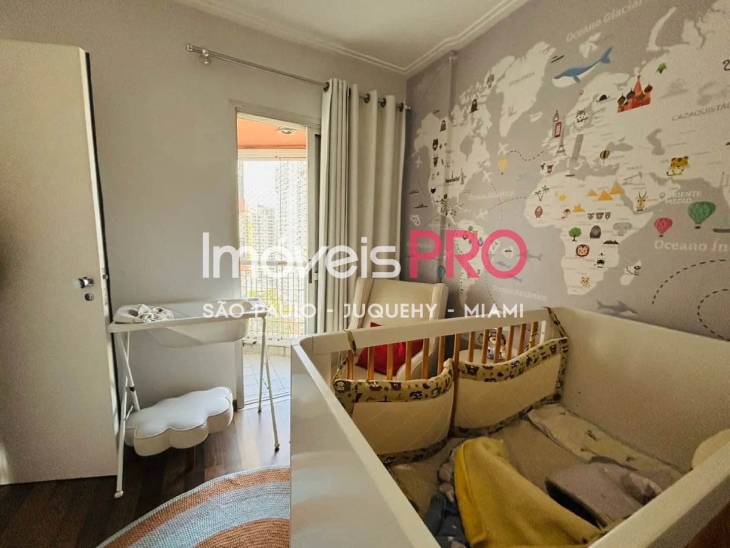 Foto :: https://assets.imoveispro.com.br/thumb/IP39802/apartamento-venda-vila-mariana_IP39802_11_1920x1080.jpg?