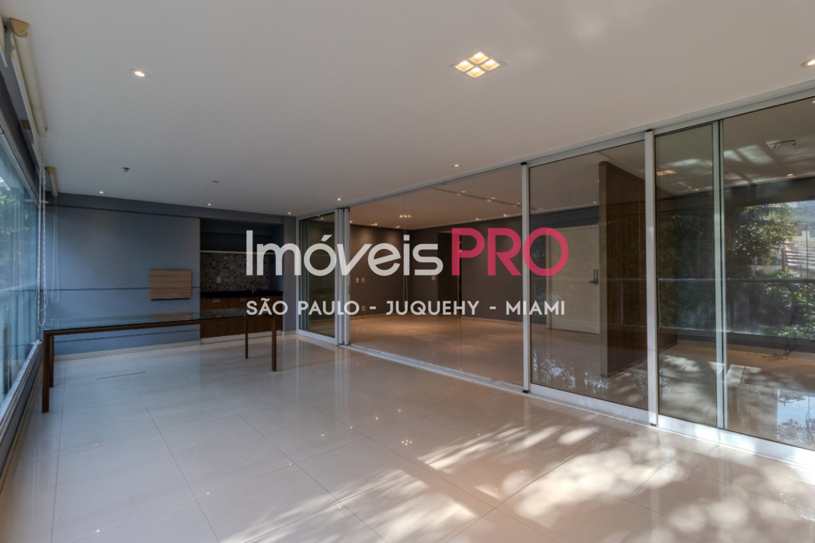 Foto :: https://assets.imoveispro.com.br/thumb/IP39808/apartamento-venda-campo-belo_IP39808_11_1920x1080.jpg?