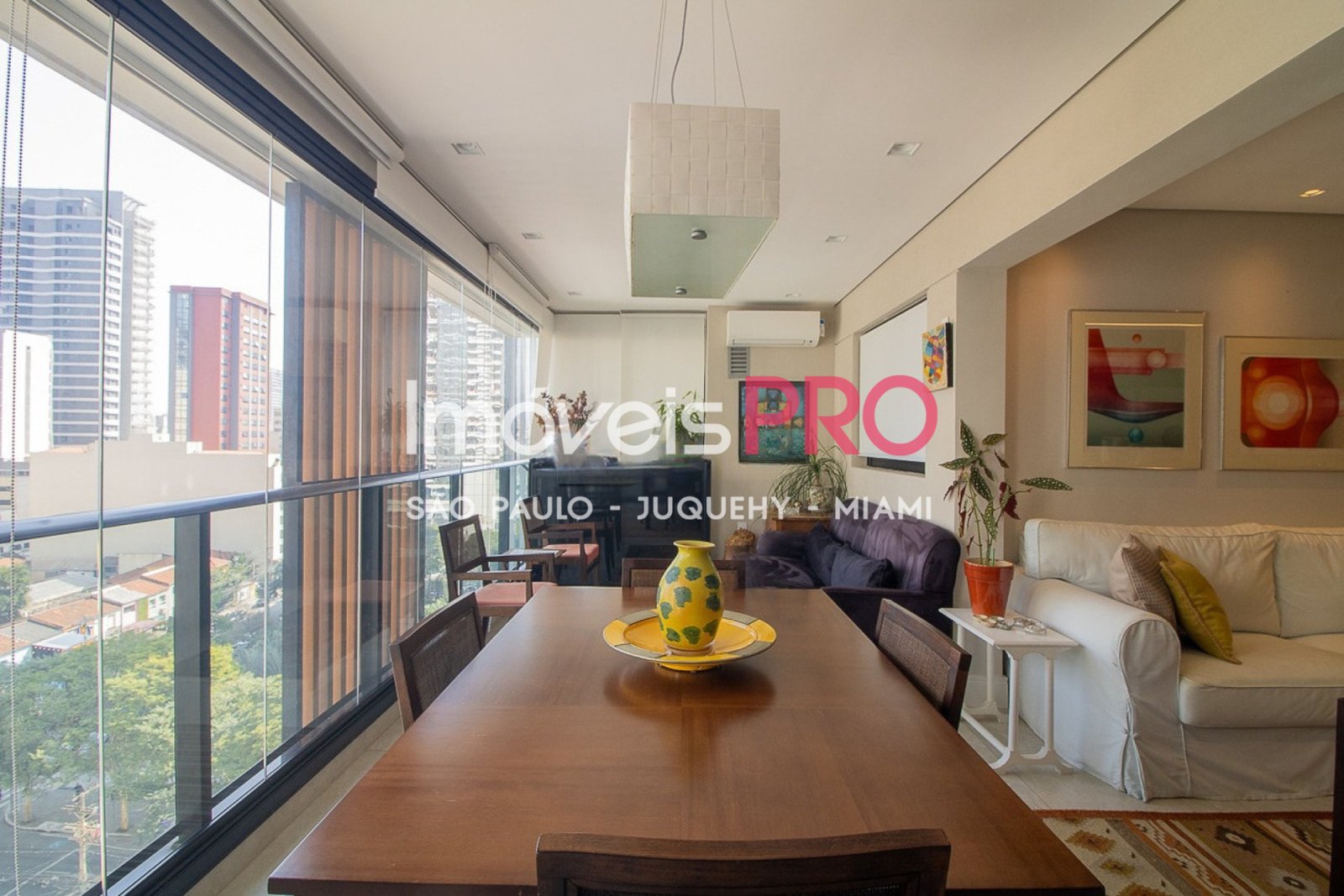 Foto :: https://assets.imoveispro.com.br/thumb/IP39822/apartamento-venda-pinheiros_IP39822_11_1920x1080.jpg?