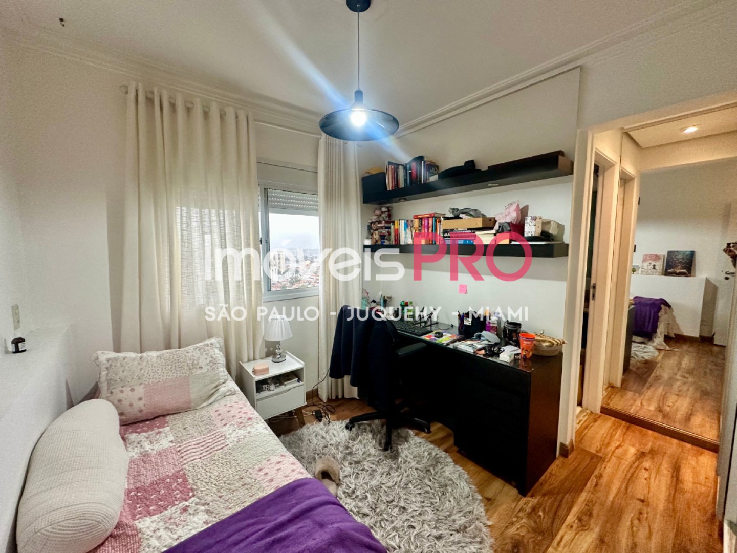 Foto :: https://assets.imoveispro.com.br/thumb/IP39828/apartamento-venda-campo-grande_IP39828_17_1920x1080.jpg?