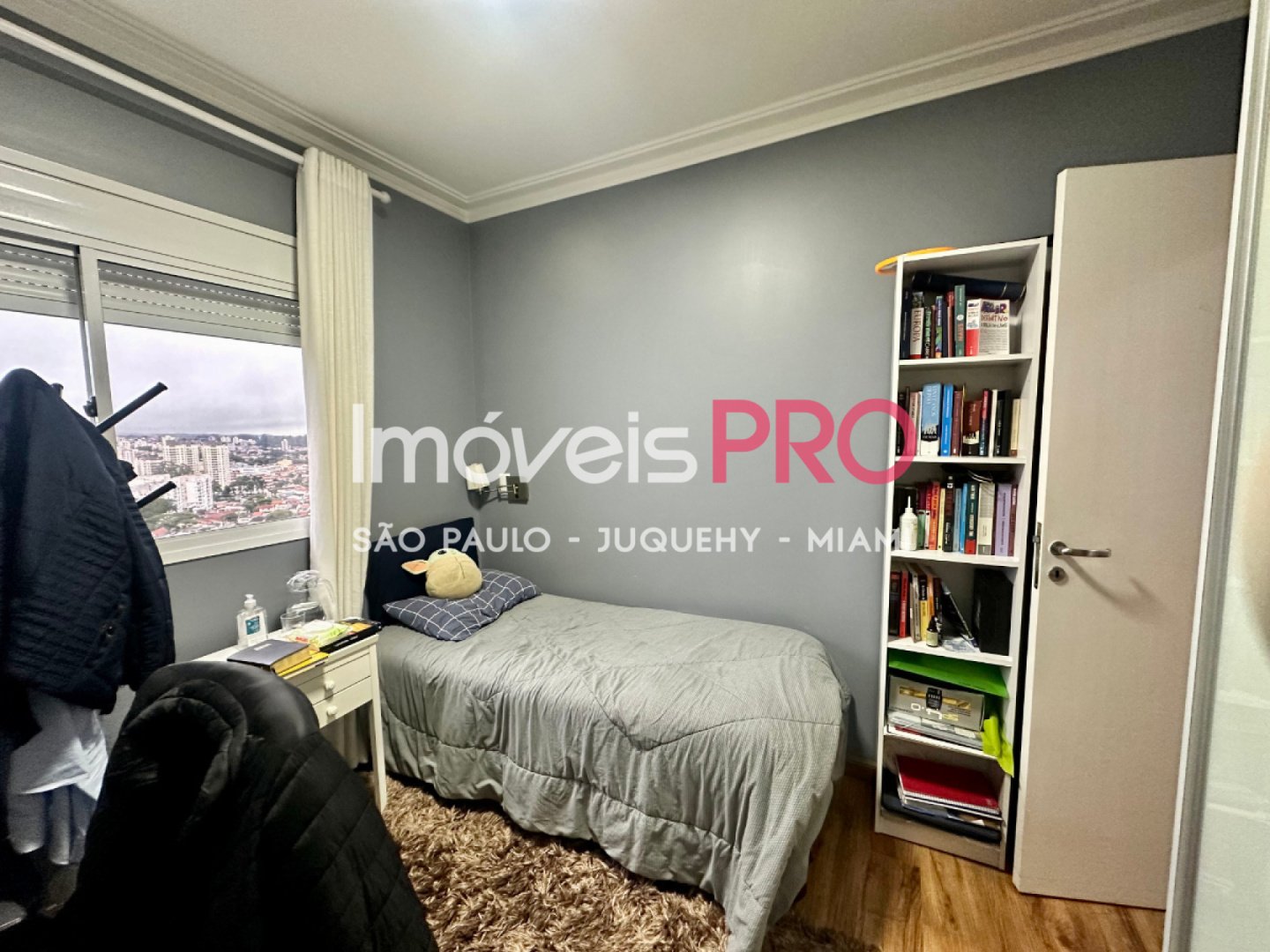Foto :: https://assets.imoveispro.com.br/thumb/IP39828/apartamento-venda-campo-grande_IP39828_29_1920x1080.jpg?
